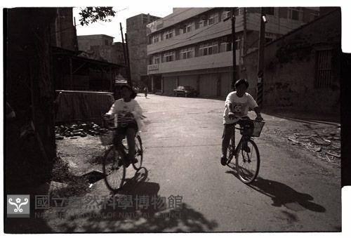 1950至2006年臺灣常民生活藏品圖，第1張