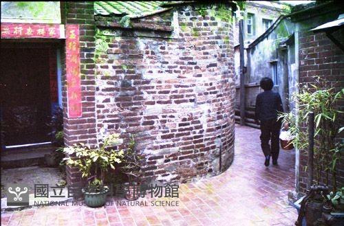 1950至2006年臺灣常民生活藏品圖，第1張