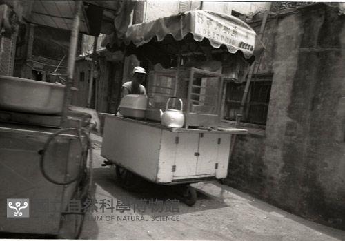 1950至2006年臺灣常民生活藏品圖，第1張