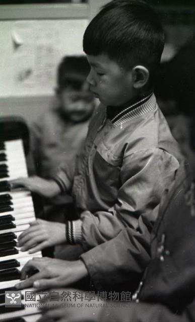 1950至2006年臺灣常民生活藏品圖，第1張