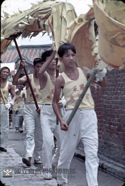 〈龍之足〉（1950至2006年臺灣常民生活）藏品圖，第1張