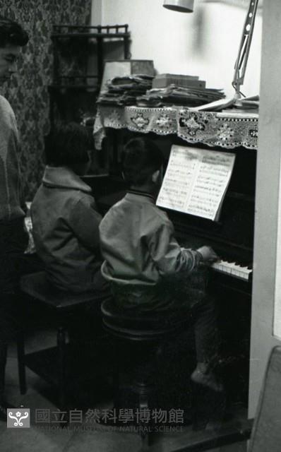 1950至2006年臺灣常民生活藏品圖，第1張