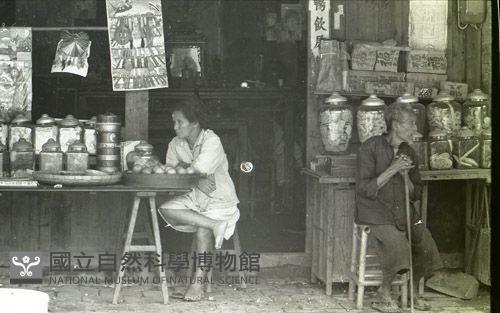 1950至2006年臺灣常民生活藏品圖，第1張