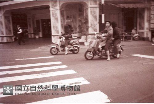 1950至2006年臺灣常民生活藏品圖，第1張