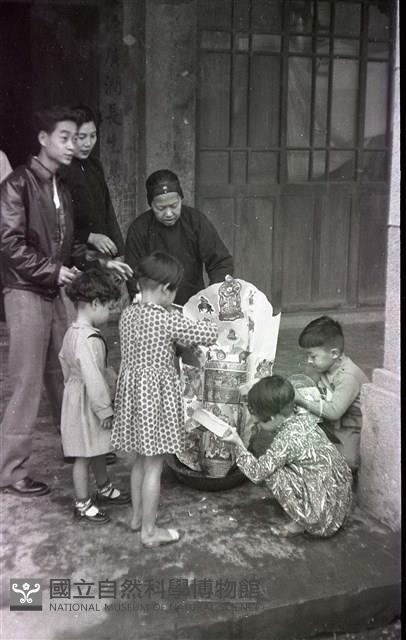 1950至2006年臺灣常民生活藏品圖，第1張