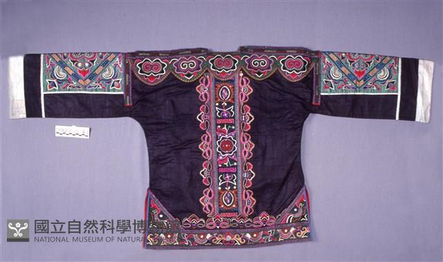 上衣藏品圖，第2張