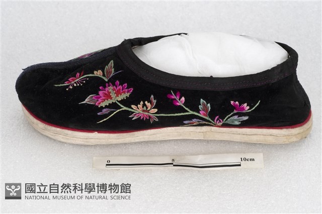 鞋子藏品圖，第1張