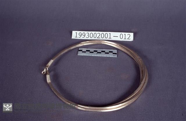 白銅項飾藏品圖，第1張