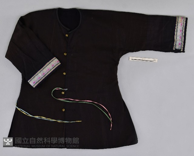衣服藏品圖，第1張