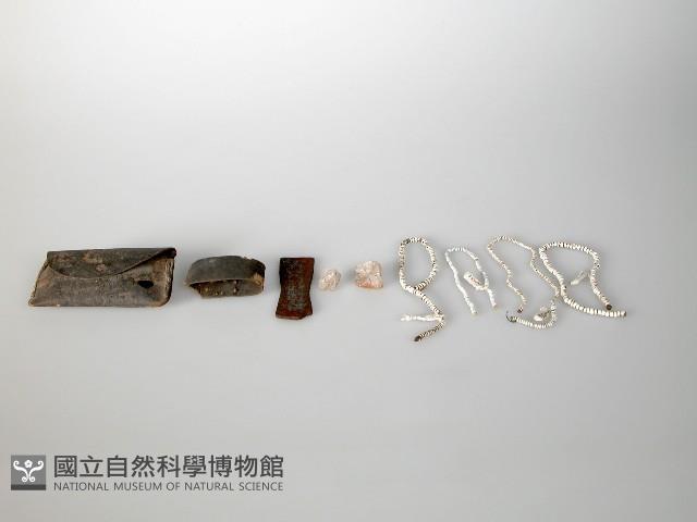 起火包藏品圖，第2張