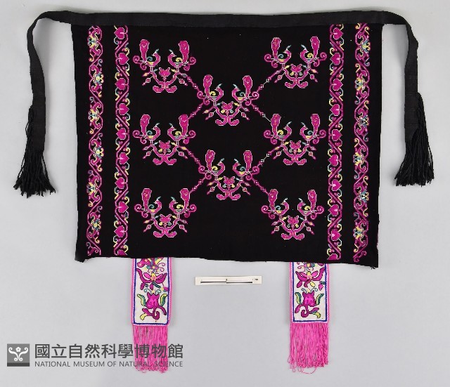 繡花圍腰藏品圖，第1張