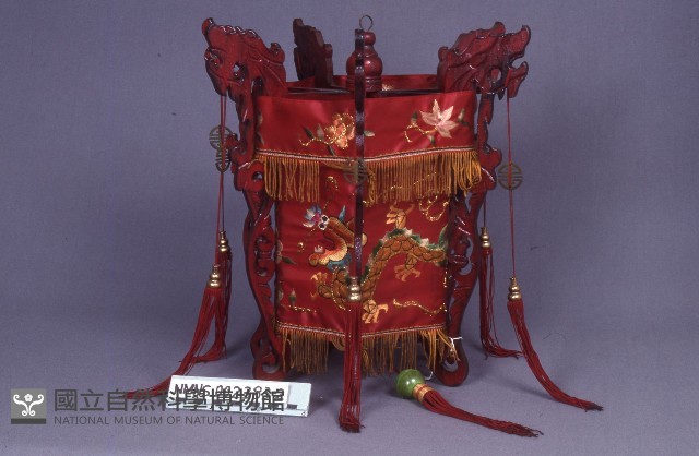 廟內宮燈藏品圖，第1張