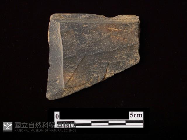 帶加工痕石材藏品圖，第1張
