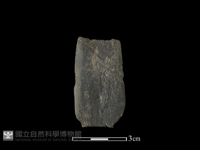 磨製有刃石器藏品圖，第1張