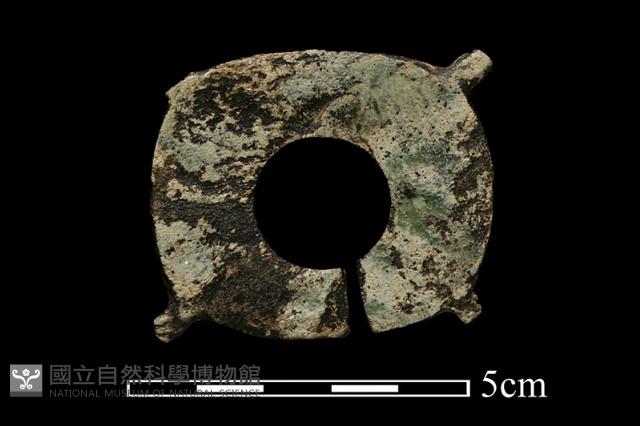 玉玦藏品圖，第1張