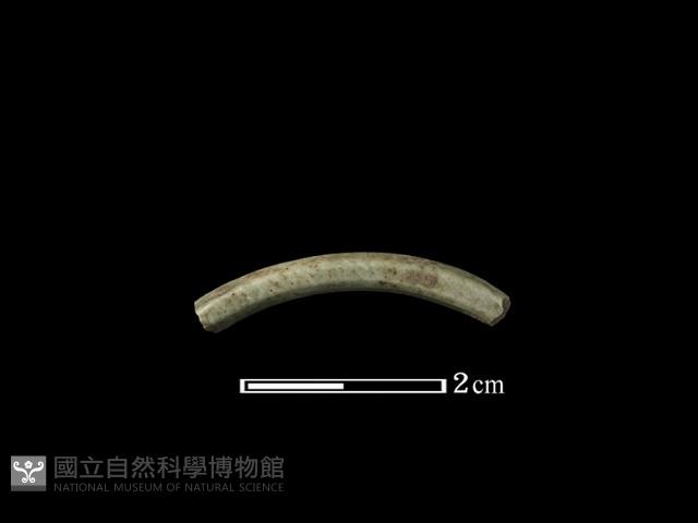 玉玦藏品圖，第1張