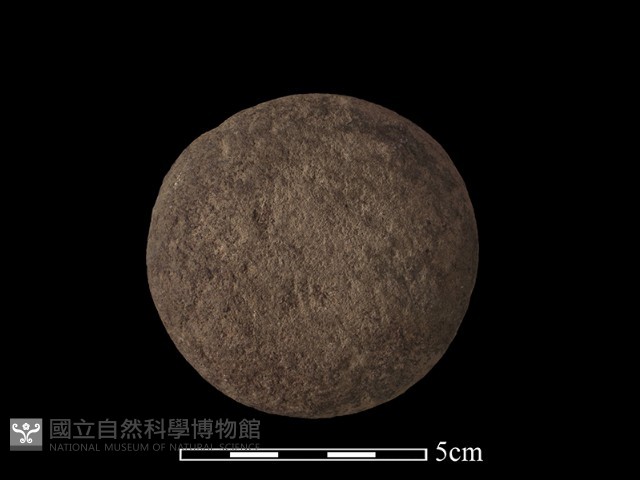 圓板形石器藏品圖，第2張