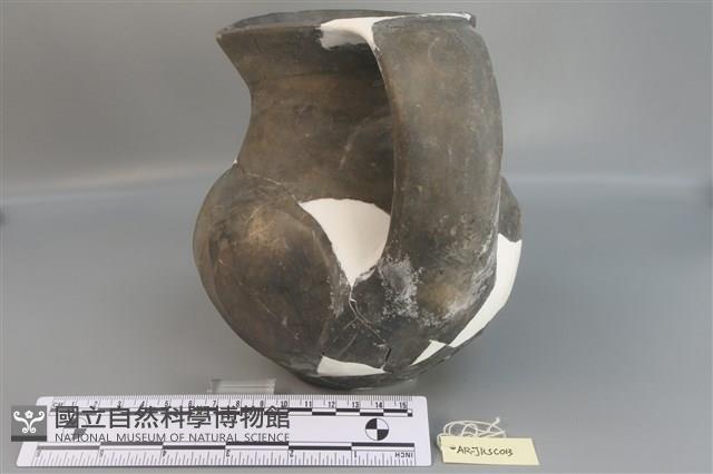 黑陶雙耳罐藏品圖，第2張