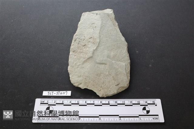 磨製斧鋤形器藏品圖，第1張