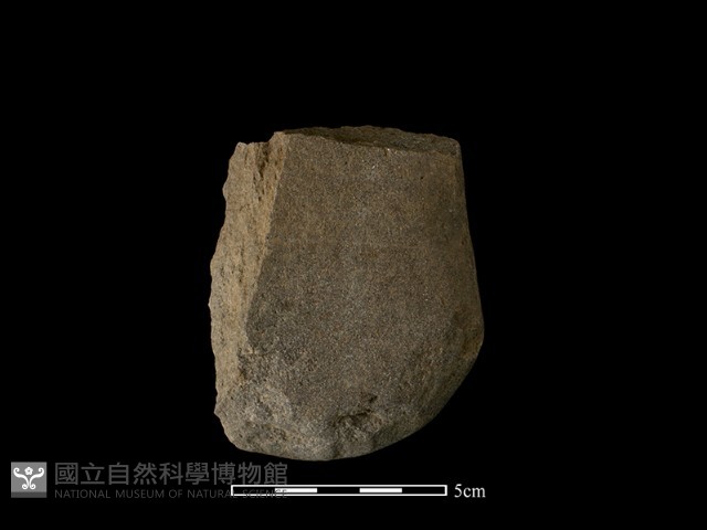 磨製斧鋤形器藏品圖，第1張