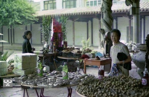 1950至2006年臺灣常民生活藏品圖，第1張