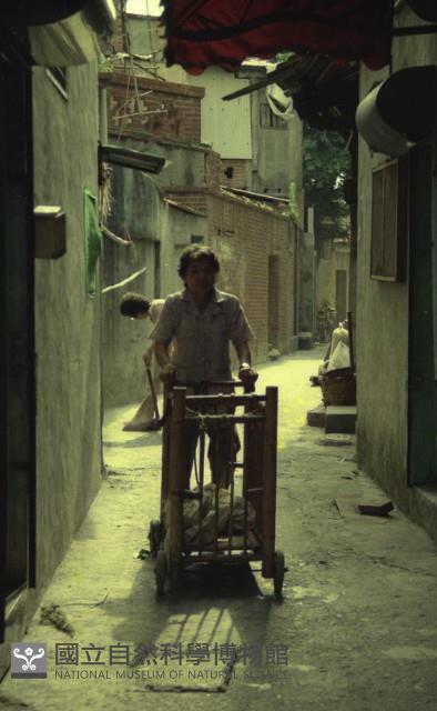 1950至2006年臺灣常民生活藏品圖，第1張