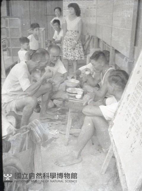 1950至2006年臺灣常民生活藏品圖，第1張