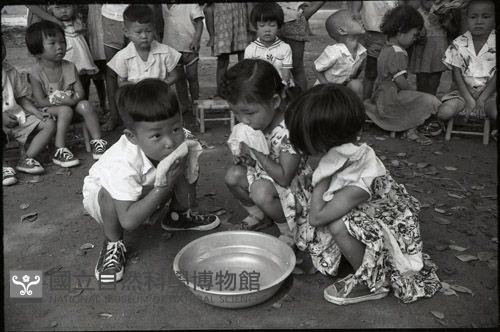 1950至2006年臺灣常民生活藏品圖，第1張