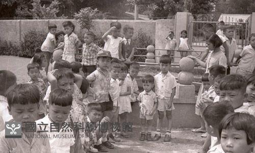 幼稚園校園（1950至2006年臺灣常民生活）藏品圖，第1張