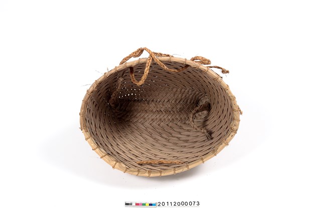 魚簍的圖片