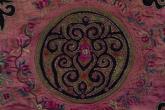 背兒帶繡片藏品圖，第3張