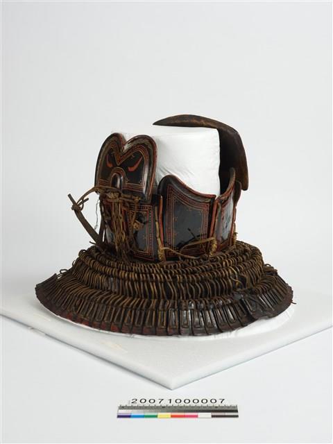 皮製盔甲藏品圖，第2張