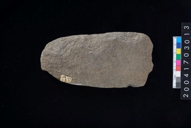 石斧藏品圖，第2張