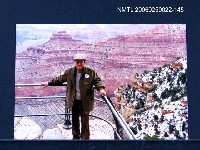 相關藏品主要名稱：林宗源攝於美國大峽谷的藏品圖示