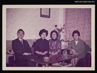 相關藏品主要名稱：琦君夫婦與友人石韻薇等人合照2-1的藏品圖示