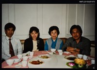 相關藏品主要名稱：琦君與林蔚穎、顏崑陽等人合照的藏品圖示