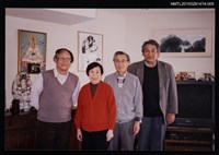 相關藏品主要名稱：琦君夫婦與冰子等人合照5的藏品圖示