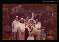 主要名稱：琦君夫婦與王怡之全家福合照2圖檔，第2張，共3張