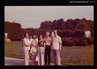 主要名稱：琦君夫婦與王怡之全家福合照2圖檔，第3張，共3張