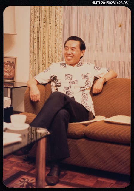 主要名稱：李唐基於室內沙發獨照2-51圖檔，第1張，共1張