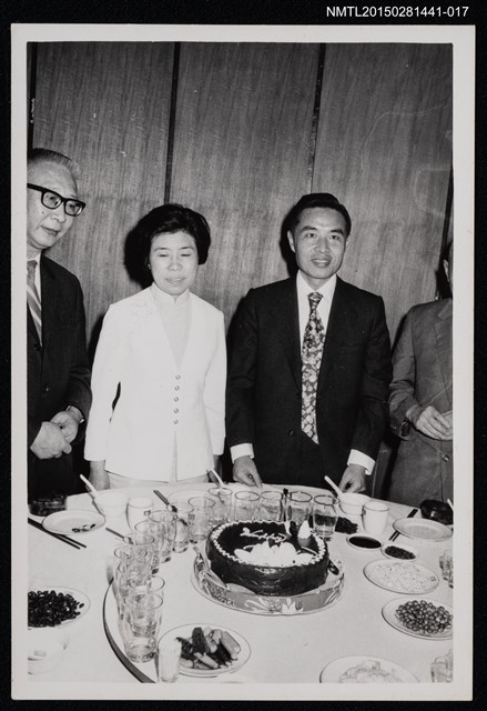 主要名稱：琦君領獎活動照17(第二次1970年慶祝會)圖檔，第1張，共1張
