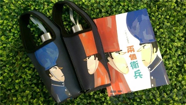 加值商品:兩個衛兵環保杯袋的圖片