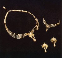 璀璨風情--項鍊、手環、耳環藏品圖，第1張