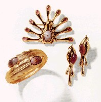 羽--胸針、手環、耳環藏品圖，第1張