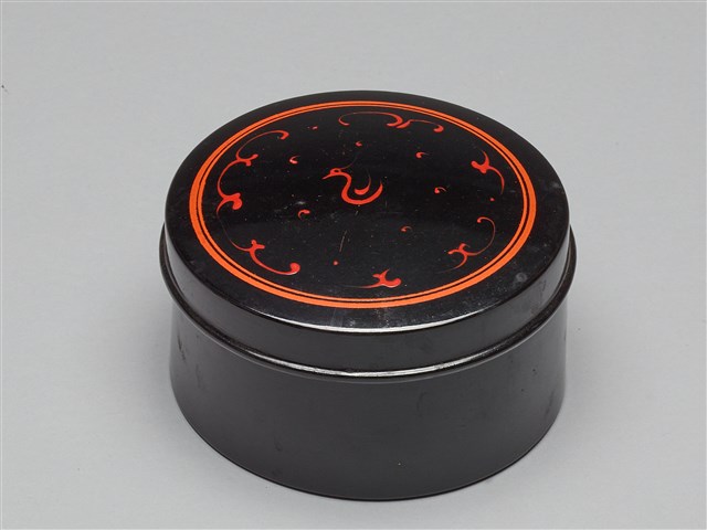 圓形漆盒(中)的圖片