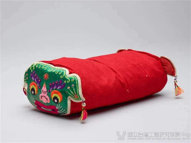 雙頭獅形童枕藏品圖，第1張