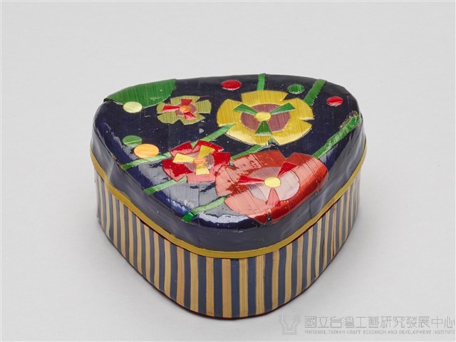 首飾盒-三角(中)藏品圖，第1張