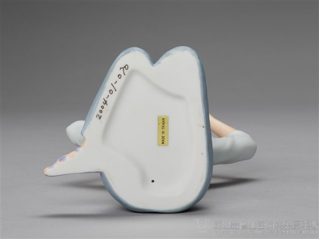 休閒少女系列：綁蝴蝶結藏品圖，第8張