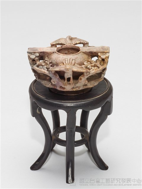 壽山石雕刻煙灰缸藏品圖，第1張