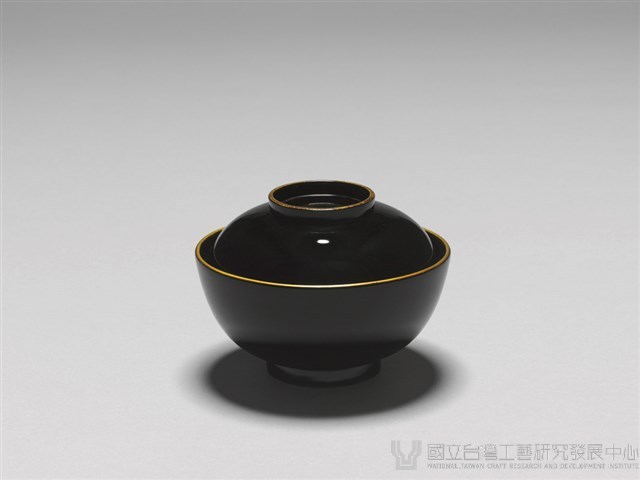 黑漆蓋碗－畫著燕子的碗藏品圖，第2張